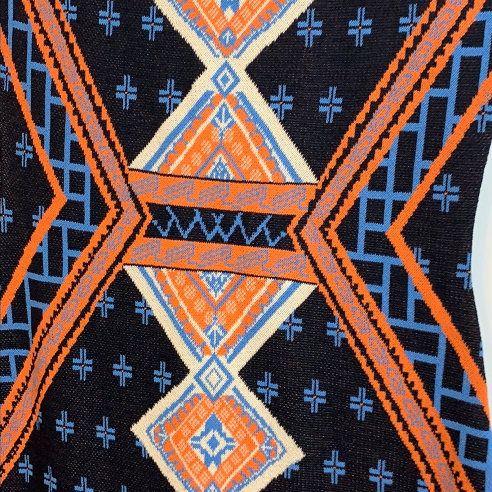 Dress - Picture 3 of 8